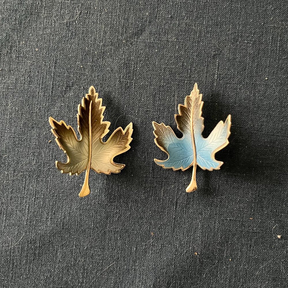 2 Vintage Estate Silver Tone/Painted ‘Leaf’ Pins